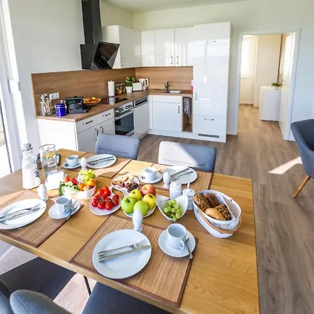 Hangar 19 Grosszuegiges Mit Terrasse Und Garten H4w2