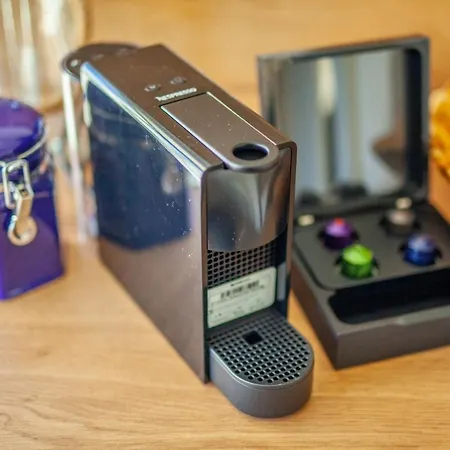 Hangar 19 Grosszuegiges Mit Terrasse Und Garten H4w2