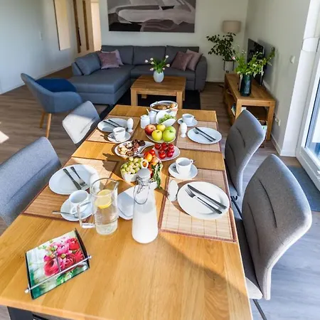 Hangar 19 Grosszuegiges Mit Terrasse Und Garten H4w2 Apartman